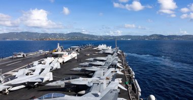 The aircraft carrier USS Gerald R. Ford (CVN 78) arriving in St. Thomas, Virgin Islands, U.S., Dec.1, 2025. (AFP Photo)