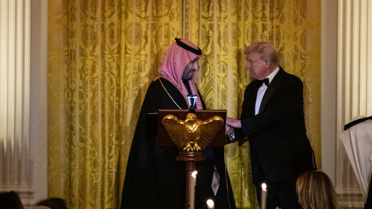 How can Israel dictate whether US sells F-35s to other countries?