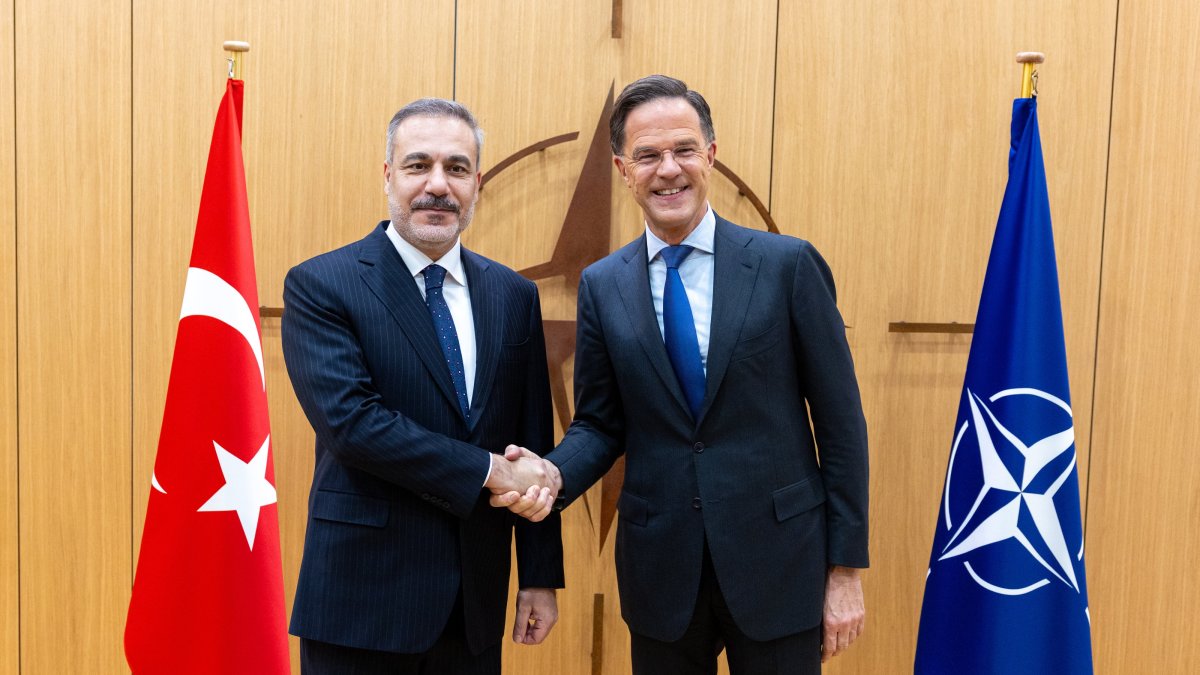 Foreign Minister Hakan Fidan meets with the NATO Secretary-General Mark Rutte during the NATO Foreign Ministers’ Meeting, Brussels, Belgium, Dec. 3, 2025. (AA Photo) 