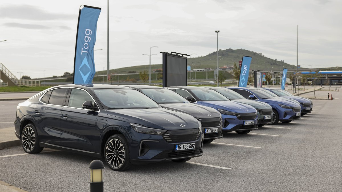 Türkiye's EV boom continues as sales double in 11 months of 2025