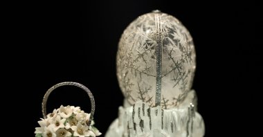&quot;The Winter Egg&quot; by Faberge, which was commissioned by former Russian Emperor Nicholas II as an Easter gift to his mother in 1913, is displayed during a media preview by auction house Christie&#039;s, London, U.K., Nov. 27, 2025. (AFP Photo)