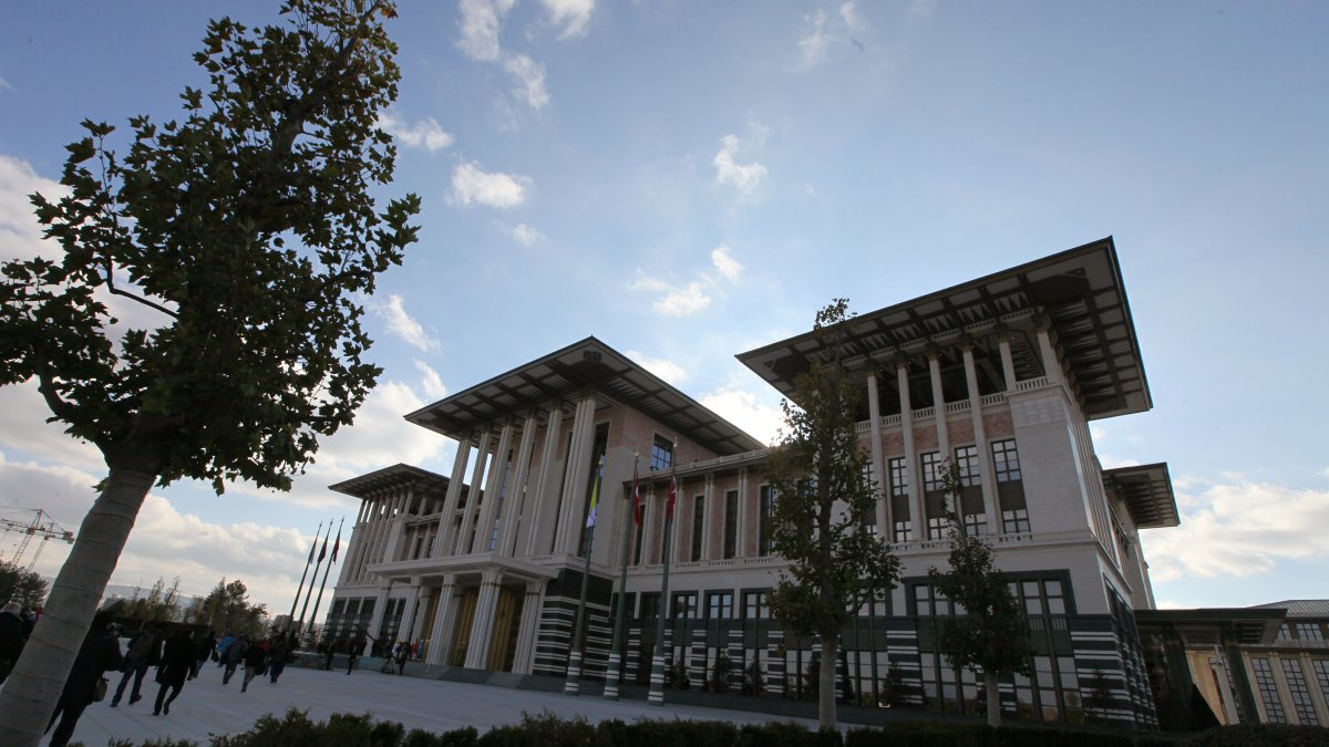 Türkiye scales up global clout with year of summits