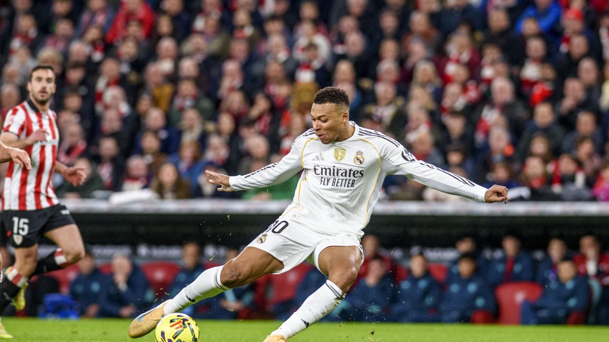 Real Madrid's Kylian Mbappe scores during the La Liga match against Athletic Club, Bilbao, Spain, Dec. 3, 2025. (EPA Photo)