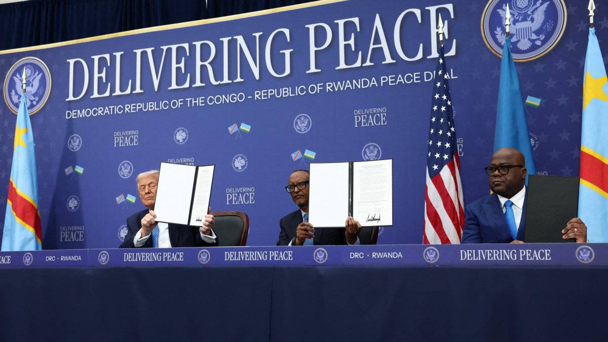 Congo, Rwanda sign 'historic' US-mediated peace deal