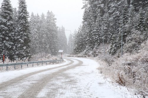 Snow and dense fog blanket Ilgaz Mountain, one of the country’s key ski and winter tourism centers, Kastamonu, Türkiye, Dec. 1, 2025. (AA Photo)