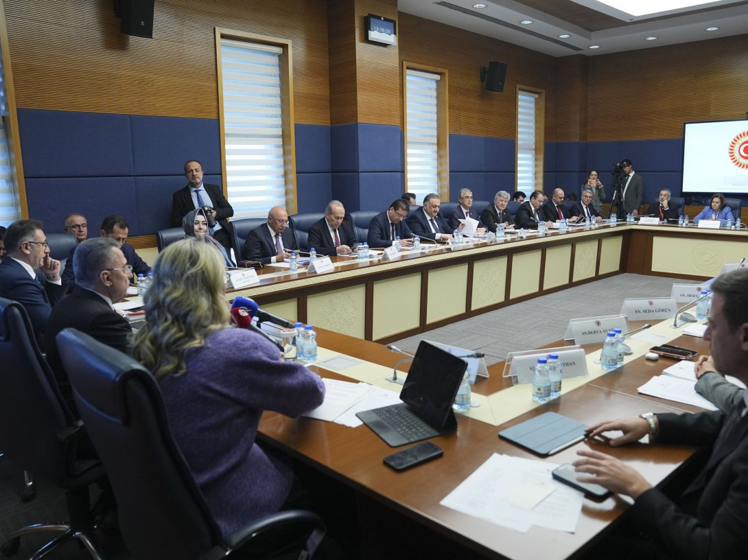 AK Party Ankara Deputy and the chair of Parliament’s Foreign Affairs Committee Fuat Oktay,  chairs a meeting at the Turkish Parliament’s Beştepe Nation’s Congress and Culture Center, Ankara, Dec. 4, 2025. (AA Photo)