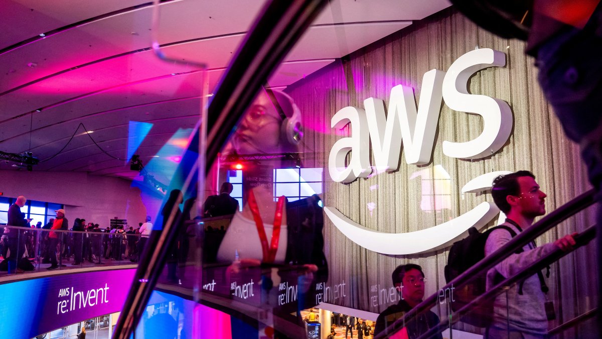 Human factor must remain in customer service