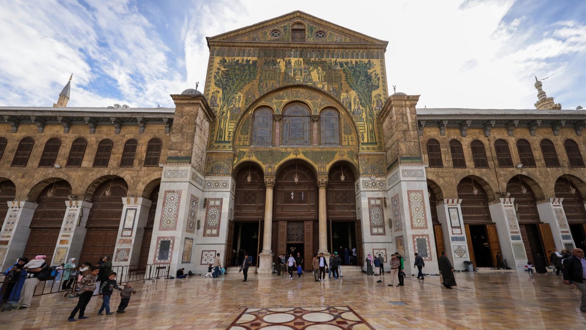 Damascus’ Umayyad Mosque remains enduring Islamic landmark after war