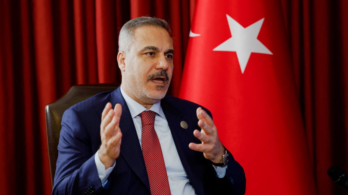 Gaza administration should come before Hamas disarmament, Türkiye says