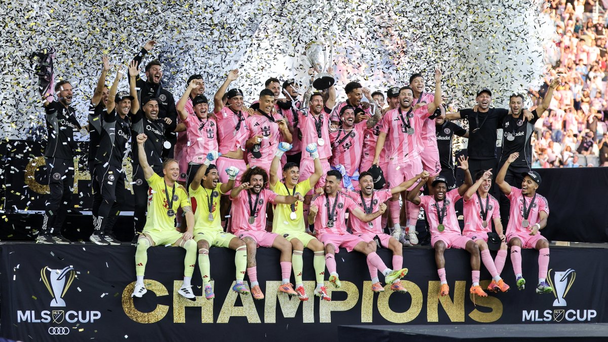 Inter Miami players and technical team celebrate with the MLS Trophy after winning the 2025 MLS Cup Final against Vancouver Whitecaps FC, in Fort Lauderdale, Florida, U.S., Dec. 6, 2025. (EPA Photo)