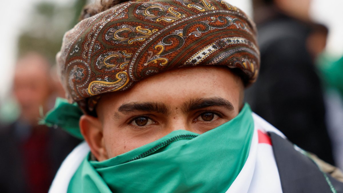 Syria’s 1st anniversary overshadowed by silence around disappeared