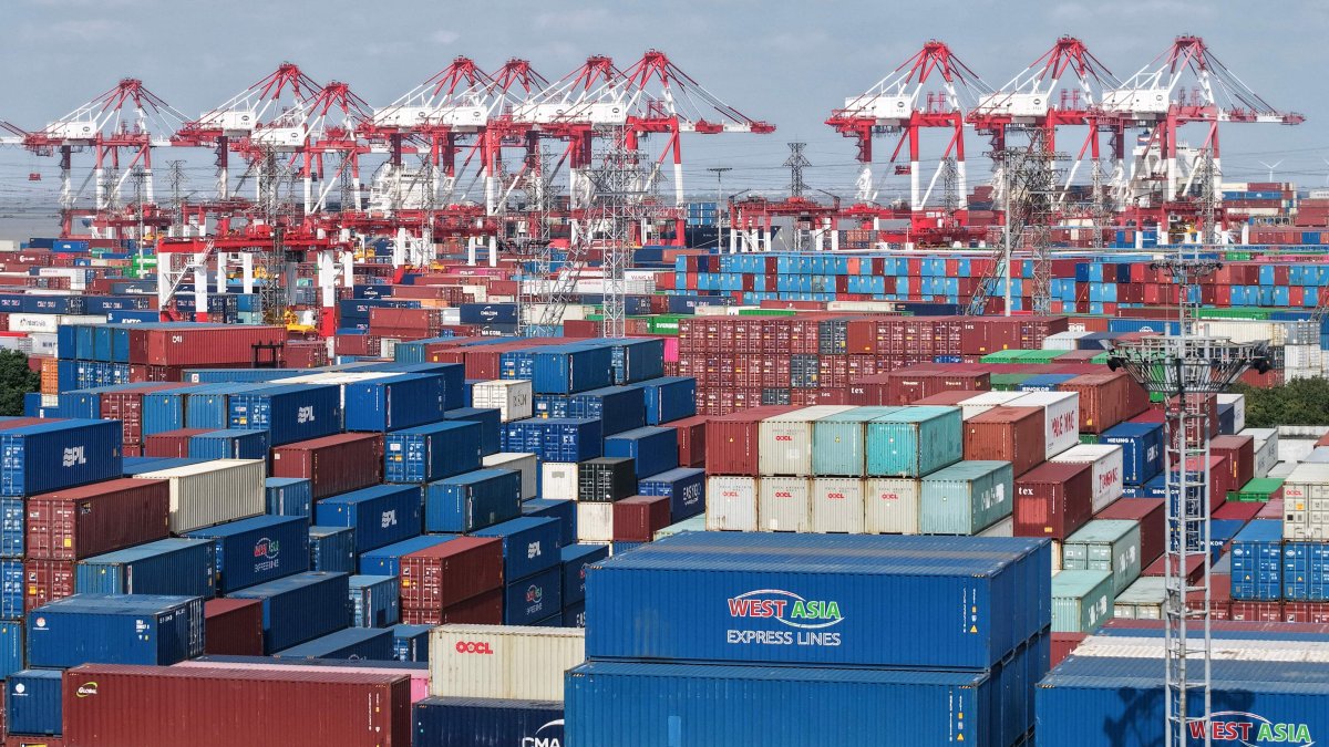 Sales to non-US markets help China's exports top expectations