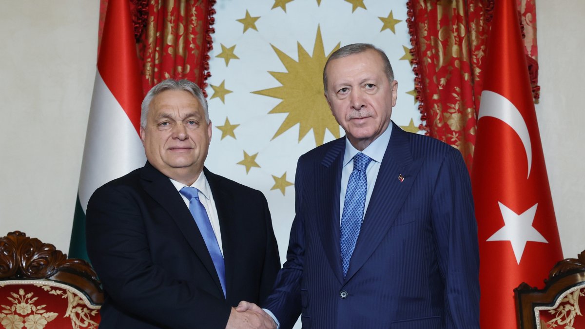 Erdoğan welcomes Hungary’s Orban in Istanbul