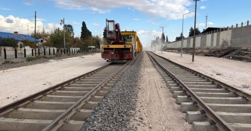 Part of a railway is seen on the Mardin-Şenyurt line close to the border with Syria, southern Türkiye, Dec. 8, 2025. (DHA Photo)
