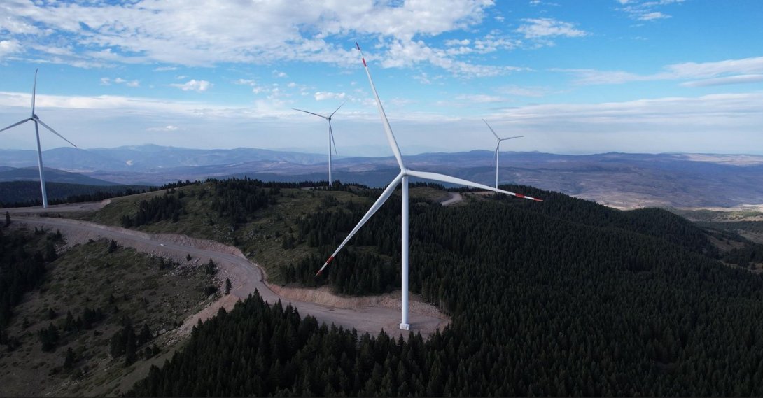 Wind turbines are seen in the Çerkeş district of Çankırı province, north-central Türkiye, Nov. 4, 2025. (AA Photo)