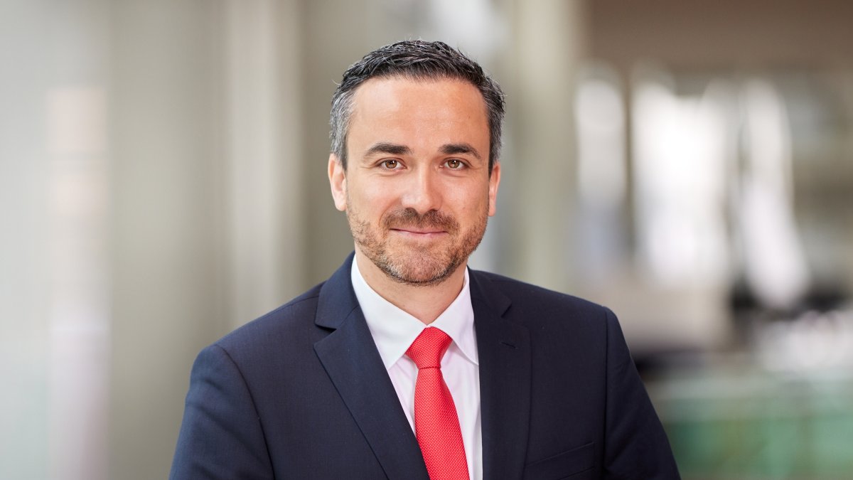 SunExpress&#039;s newly appointed CEO Marcus Schnabel is seen in this photo released on Dec. 11, 2025. (DHA Photo)