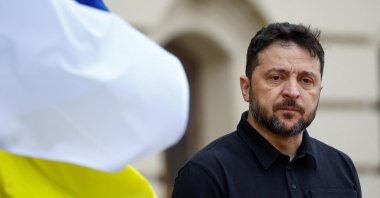Ukraine&#039;s President Volodymyr Zelenskyy waits to welcome Greek Cypriot leader Nikos Christodoulides, Kyiv, Ukraine, Dec. 4, 2025. (Reuters Photo)
