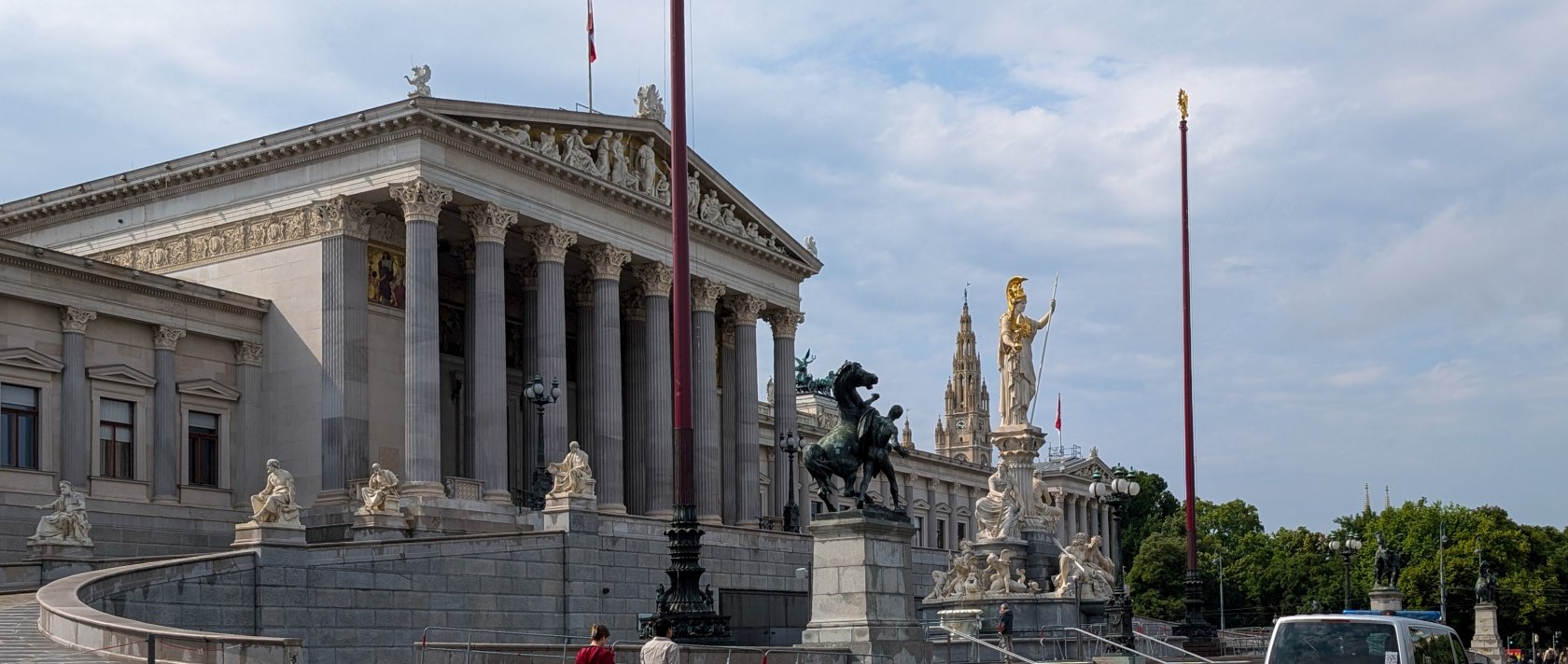 A police vehicle is stationed outside the Parliament of Austria during regular patrol duty in Vienna, Austria, June 8, 2025. (Reuters File Photo)