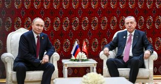 Russian President Vladimir Putin and Turkish President Tayyip Erdoğan attend a meeting in Ashgabat, Turkmenistan, Dec. 12, 2025. (Reuters Photo)