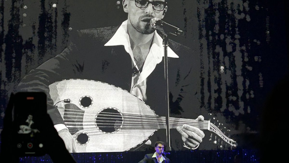 Saint Levant highlights Gaza crisis during Istanbul concert