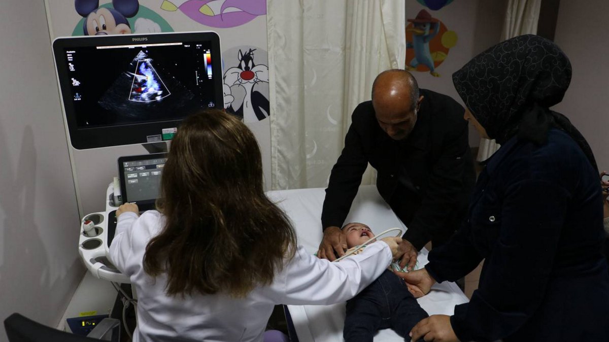 Baby born with half heart recovers after treatment in Istanbul