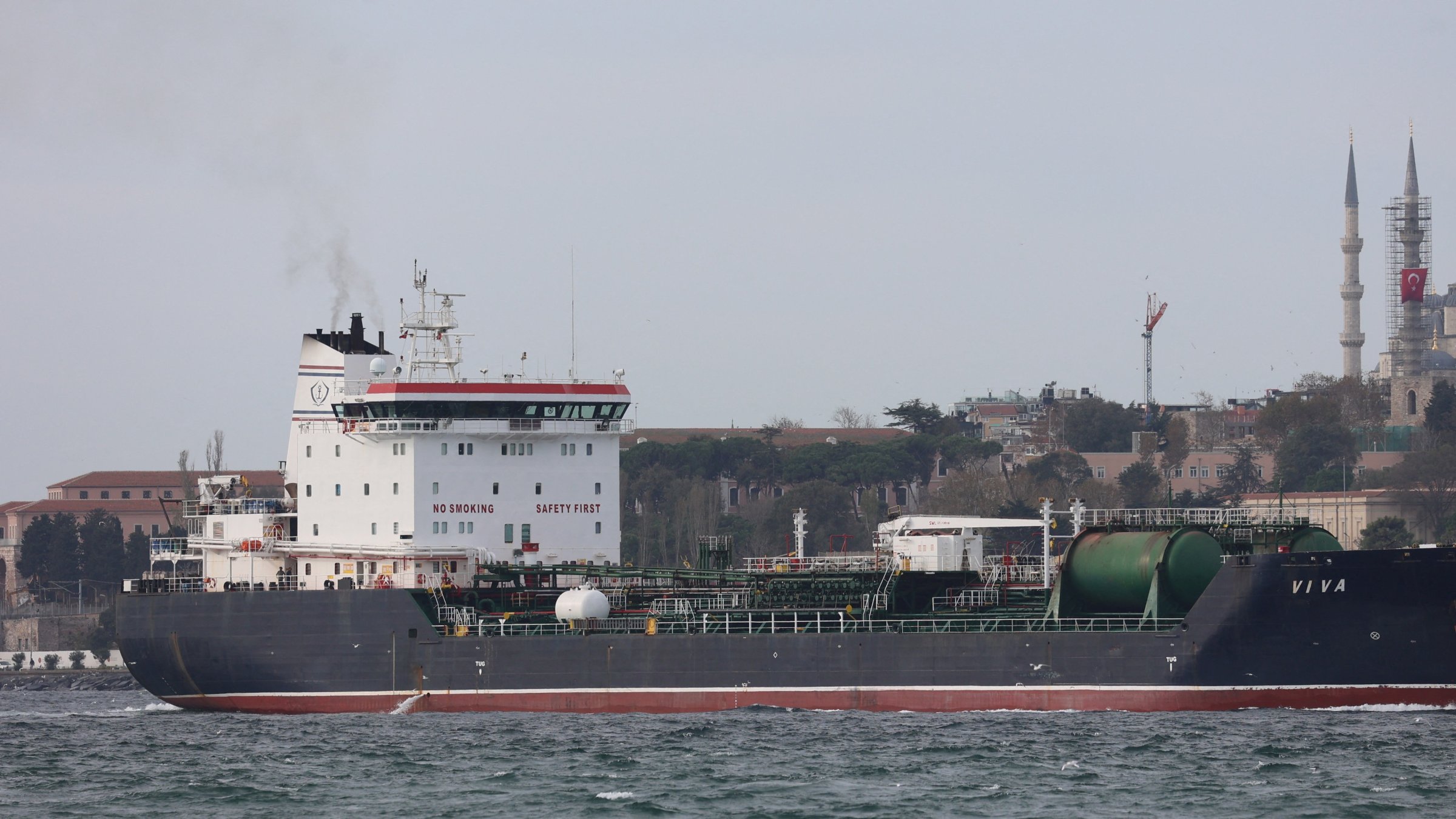 Turkish-owned chemical tanker Viva transits the Bosphorus enroute to the Black Sea, in Istanbul, Türkiye, Nov. 18, 2025. (Reuters Photo)