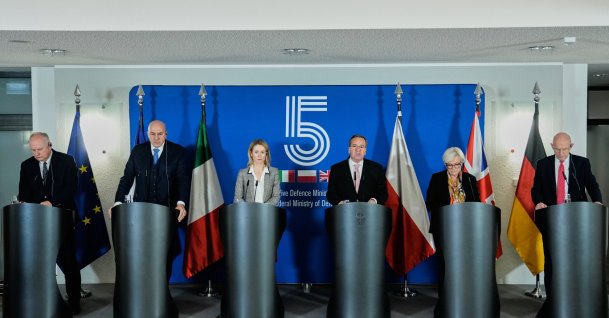 France's Defense Minister Catherine Vautrin, (2nd R) Italy's defence minister Guido Crosetto, (2nd L) Britain's John Healey, (R) European Union High Representative for Foreign Affairs and Security Policy and European Commission Vice-President Kaja Kallas, (3rd L) and Polish vice defense minister Paweł Zalewski attend a press conference in Berlin, Germany, Nov. 14, 2025. (AP Photo)