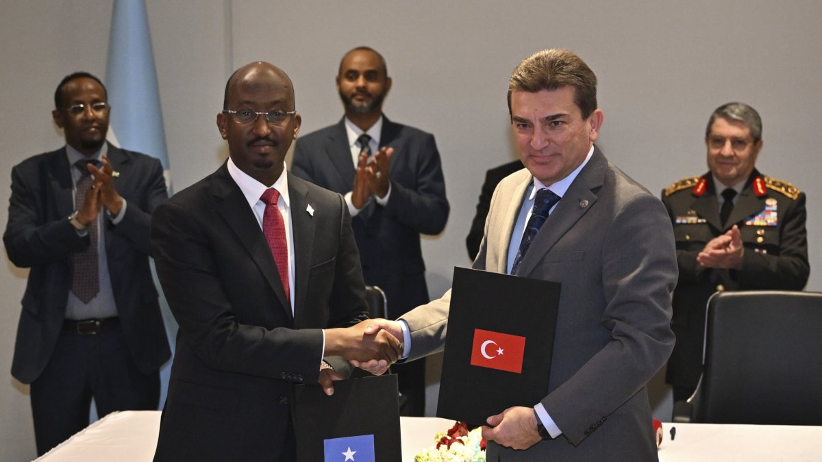 Türkiye, Somalia sign deal to cooperate in fisheries sector