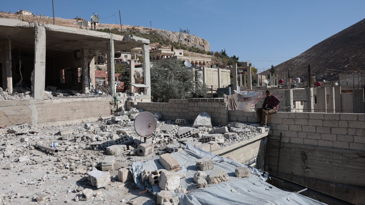 A damaged home following an Israeli strike in the town of Beit Jinn in rural Damascus near Jabal al-Sheikh, Syria, Nov. 28, 2025. (EPA Photo)
