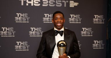 The Best Fifa Men's Player winner, Ousmane Dembele, poses for a photo with the trophy during The Best FIFA Football Awards 2025 at the Fairmont Katara Hall, Doha, Qatar, Dec. 16, 2025. (Getty Images Photo)