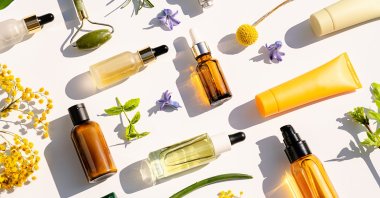 "Cold is no longer just a weather condition – it is a look, an attitude, and a moment of self-care." (Getty Images Photo)