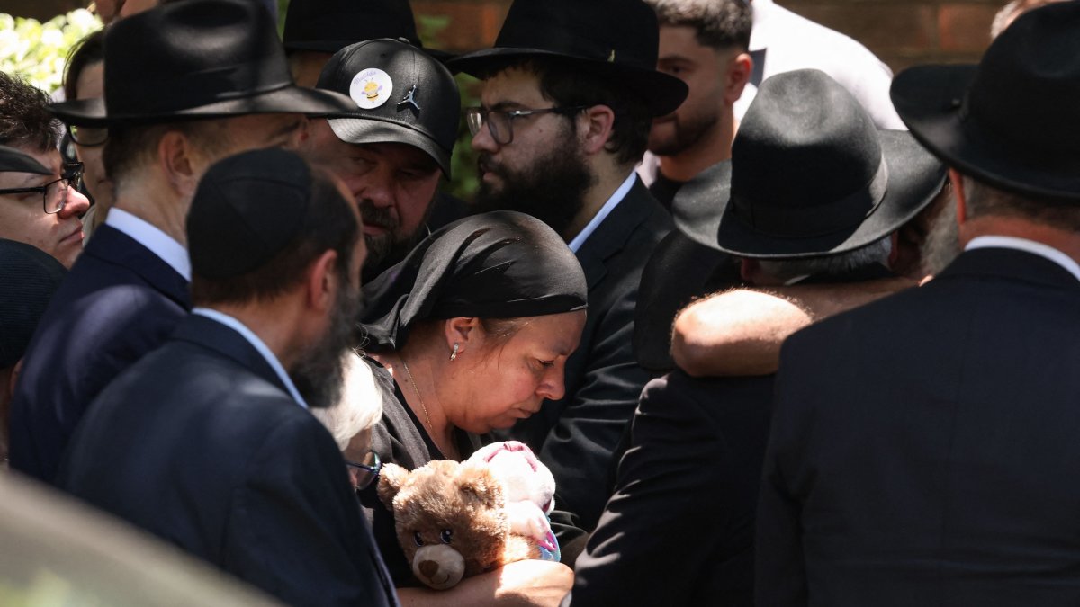 Australia vows fight against hate as youngest Bondi victim mourned