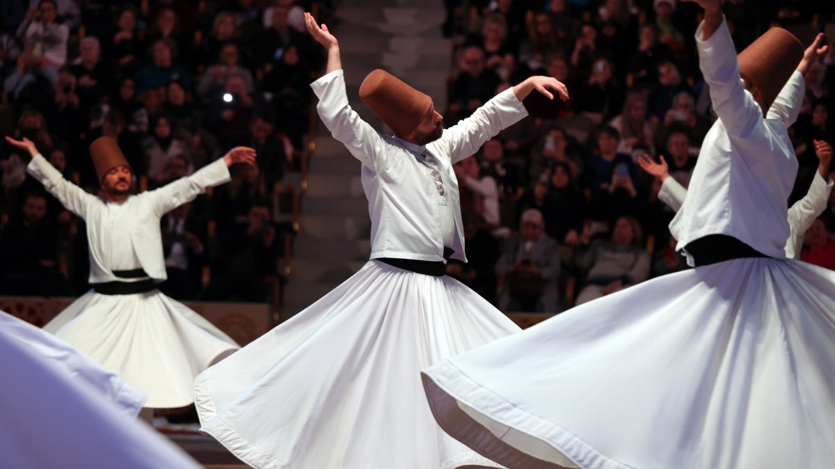 Whirling dervishes mark Rumi’s 752nd anniversary in Türkiye