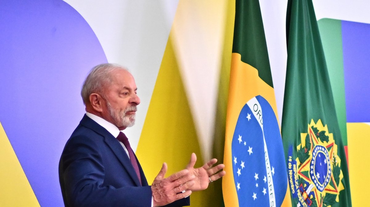 Brazil’s Lula offers to mediate between US, Venezuela to avert conflict