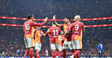 Galatasaray players celebrate during the Süper Lig match against Kasımpaşa at RAMS Park, Istanbul, Türkiye, Dec. 21, 2025. (DHA Photo)
