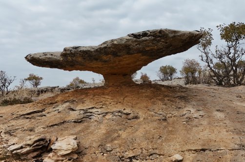 A view of the geological formation known locally as the “Mushroom Rock” or “Shield Rock,” a natural landmark believed to be a remnant of the Ice Age, Diyarbakır, southeastern Türkiye, Dec. 21, 2025. (İHA Photo)