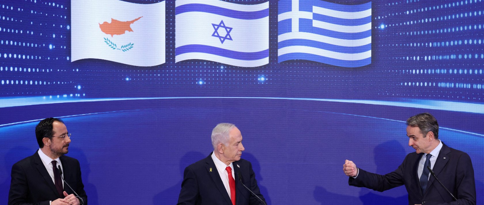 (L to R) Greek Cypriot leader Nikos Christodoulides, Israeli Prime Minister Benjamin Netanyahu and Greek Prime Minister Kyriakos Mitsotakis hold a joint press conference after a trilateral meeting at the Citadel of David Hotel in Jerusalem, Dec. 22, 2025. (Reuters Photo)