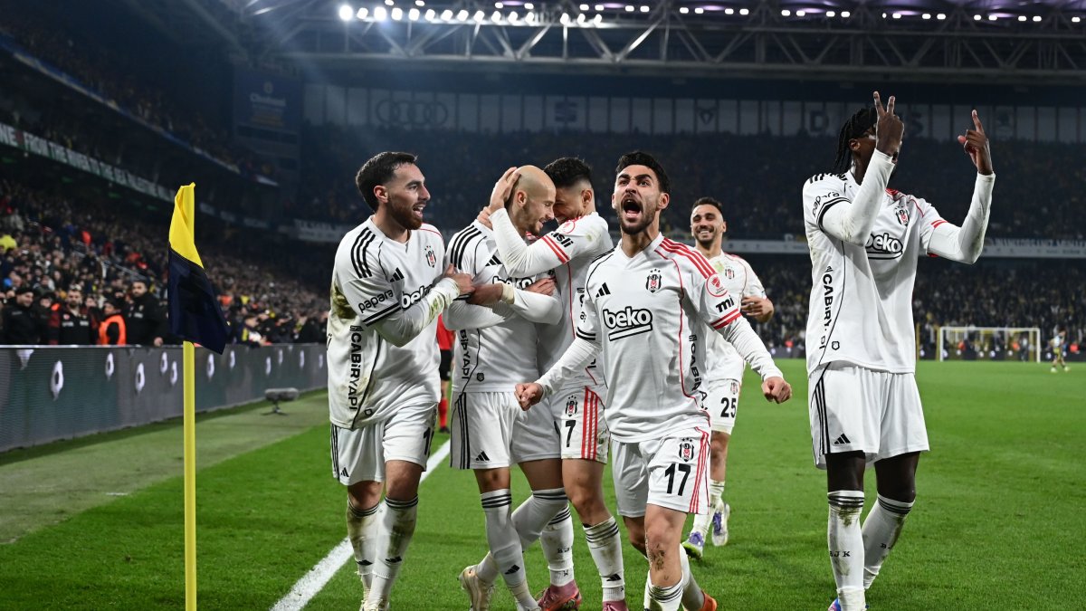 Beşiktaş players celebrate after Vaclav Cerny's (2nd L) goal during the Turkish Cup match against Fenerbahçe at the Chobani Stadium, Istanbul, Türkiye, Dec. 23, 2025. (AA Photo) 