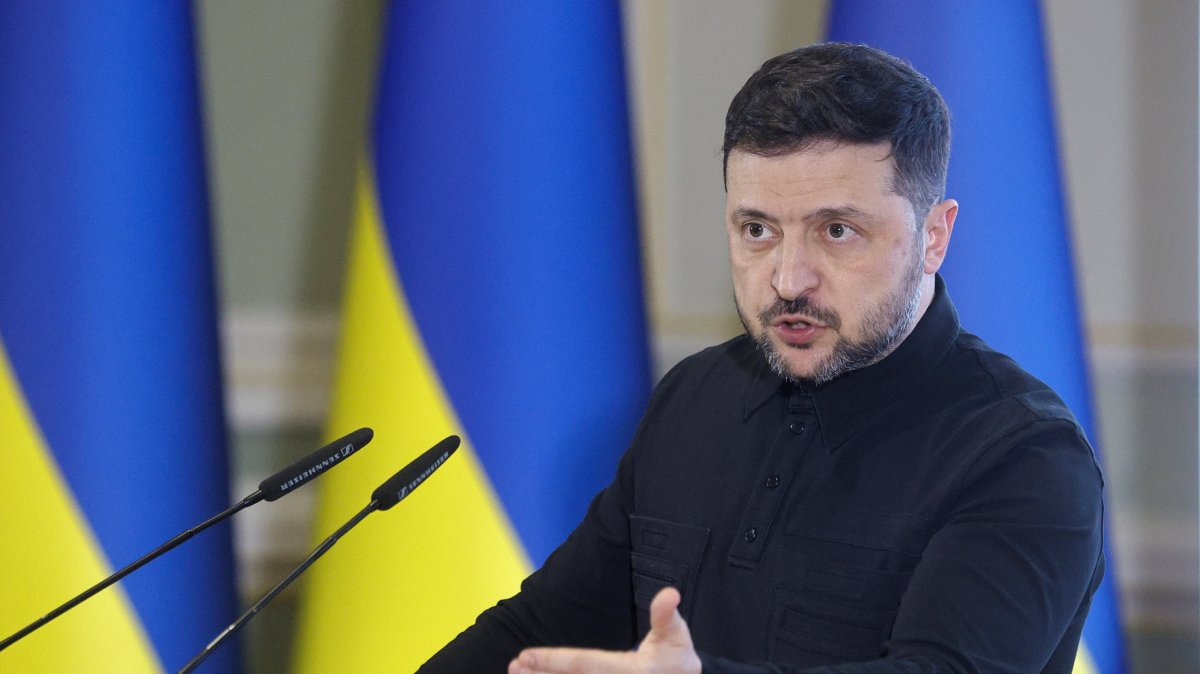 Ukrainian President Volodymyr Zelenskyy addresses a press conference in Kyiv, Ukraine, Dec. 22, 2025. (EPA Photo)