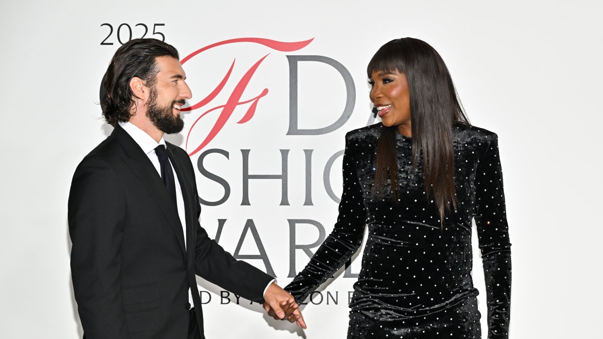 Andrea Preti (L) and Venus Williams attend the CFDA Fashion Awards, hosted by The Council of Fashion Designers of America, at The American Museum of Natural History, New York, U.S., Nov. 3, 2025. (AP Photo)