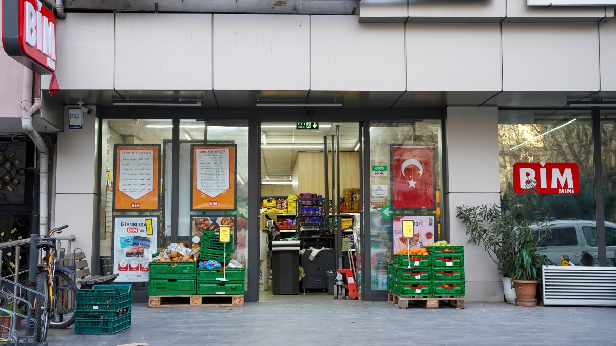 A BIM store is seen in the Beşiktaş district, Istanbul, Türkiye, Feb. 10, 2023. (Shutterstock Photo)