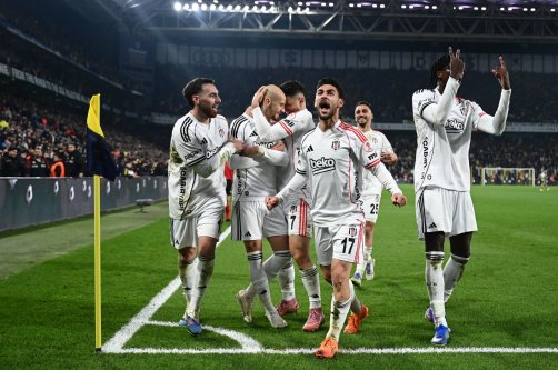 Beşiktaş players celebrate after Vaclav Cerny's (2nd L) goal during the Turkish Cup match against Fenerbahçe at the Chobani Stadium, Istanbul, Türkiye, Dec. 23, 2025. (AA Photo) 