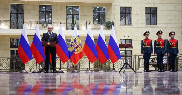 Russia's President Vladimir Putin takes part in a ceremony to present Gold Star medals to service members, who were involved in the country's military campaign in Ukraine and awarded the title of Hero of Russia, in Moscow, Russia, Dec. 17, 2025. (Reuters Photo)