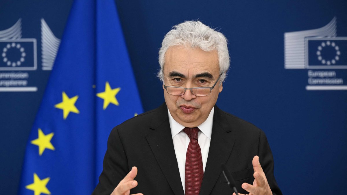 International Energy Agency (IEA) Executive Director Fatih Birol attends a press conference, Brussels, Belgium, Dec. 3, 2025. (AFP Photo)