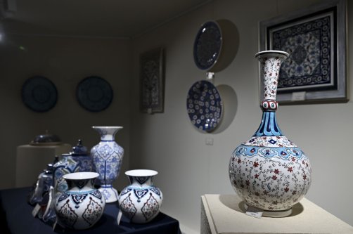 Ceramics are on display at the “In the Footsteps of a Heritage” exhibition at the Presidential National Library, Ankara, Türkiye, Dec. 25, 2025. (AA Photo)