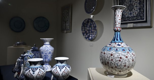 Ceramics are on display at the “In the Footsteps of a Heritage” exhibition at the Presidential National Library, Ankara, Türkiye, Dec. 25, 2025. (AA Photo)