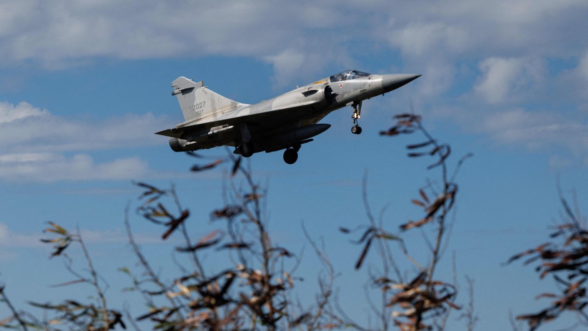 China holds live-fire drills around Taiwan to raise pressure on island