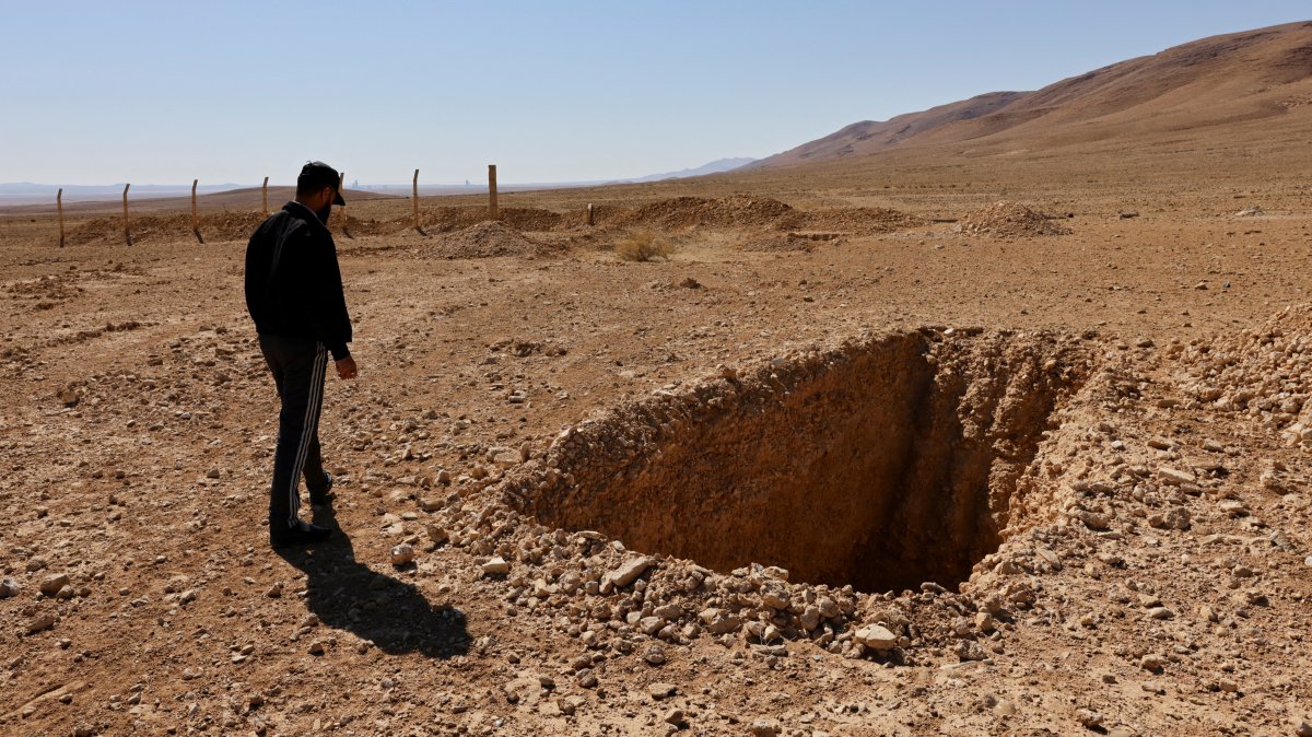 Syria secures, opens criminal probe into Assad-era mass grave