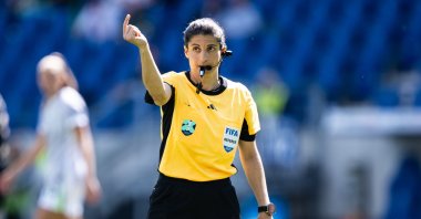 Referee Riem Hussein is wearing a body camera during the Google Pixel Supercup 2025 match between FC Bayern Munich and VfL Wolfsburg at the BBBank Wildpark, Karlsruhe, Germany, Aug. 30, 2025. (Getty Images Photo)