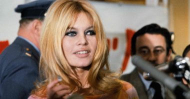 French actor Brigitte Bardot gives a speech in a news conference in Hollywood, U.S., December 1965. (AFP Photo)